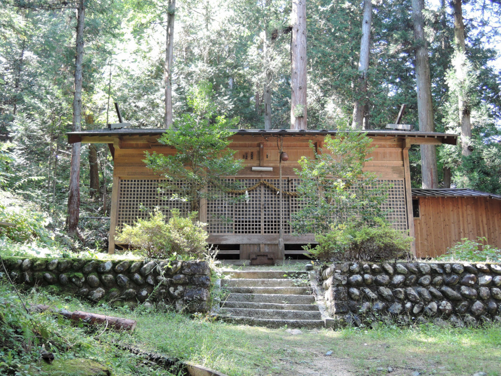 山神社